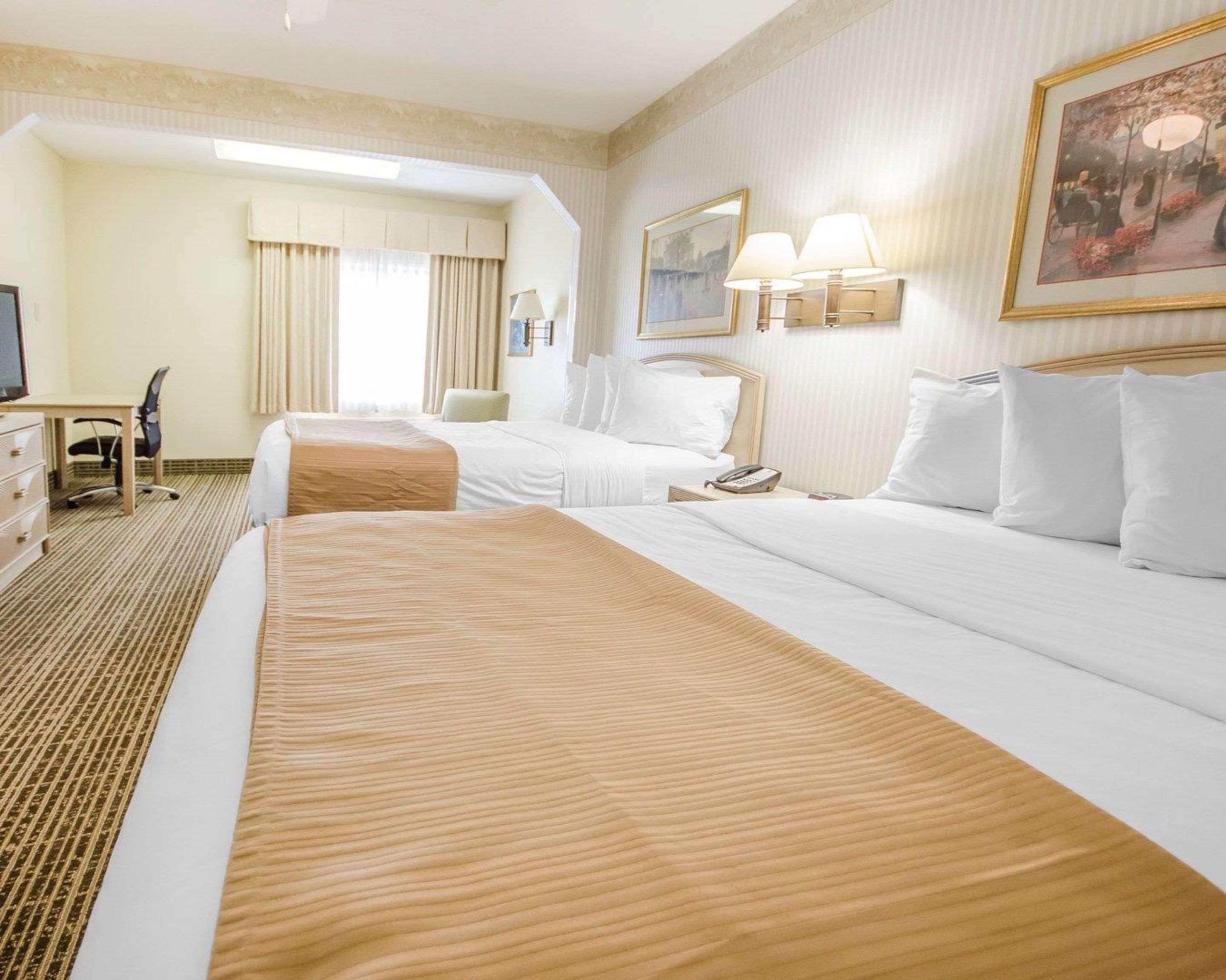 Clarion Pointe Louisville East Bagian luar foto