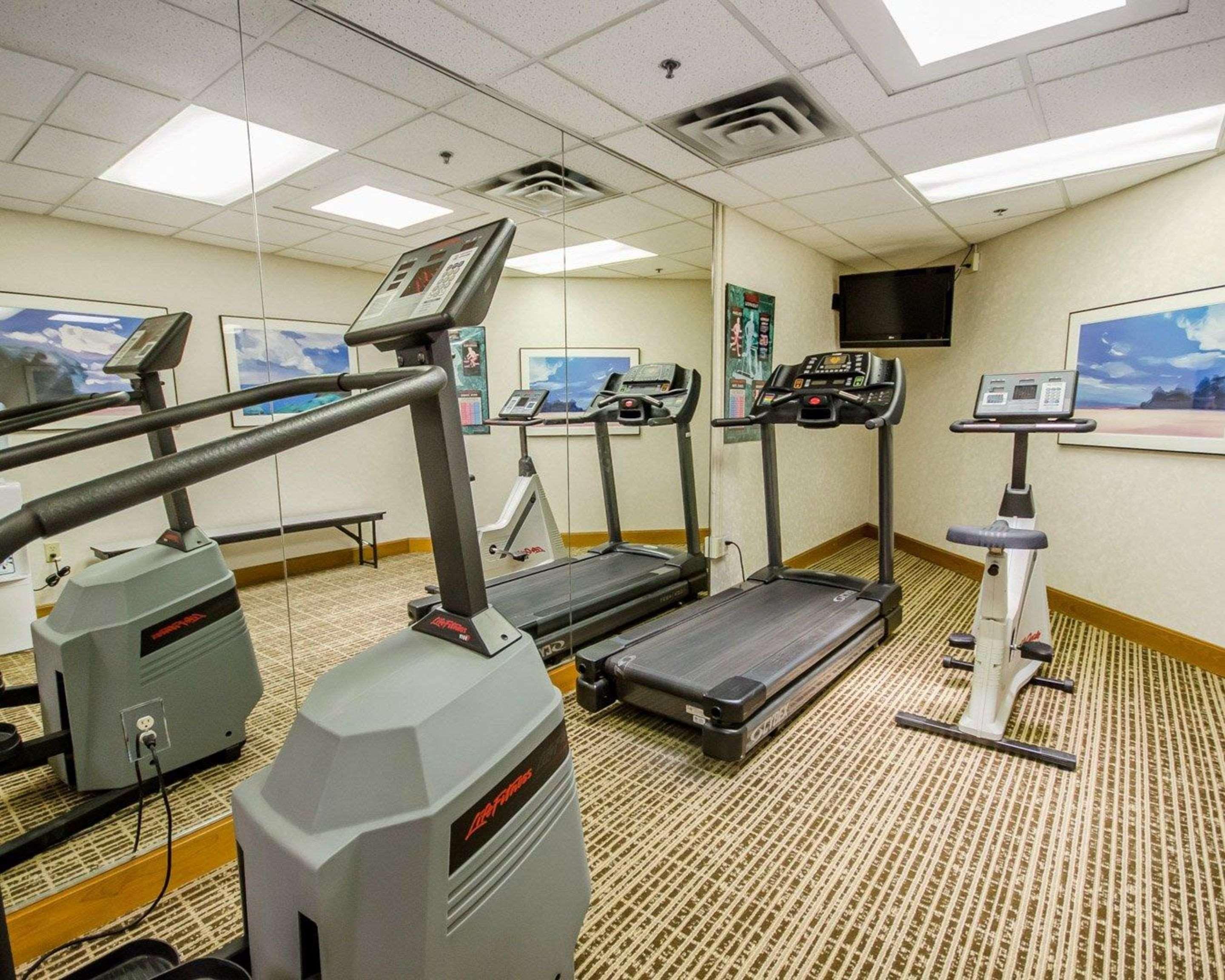 Clarion Pointe Louisville East Bagian luar foto