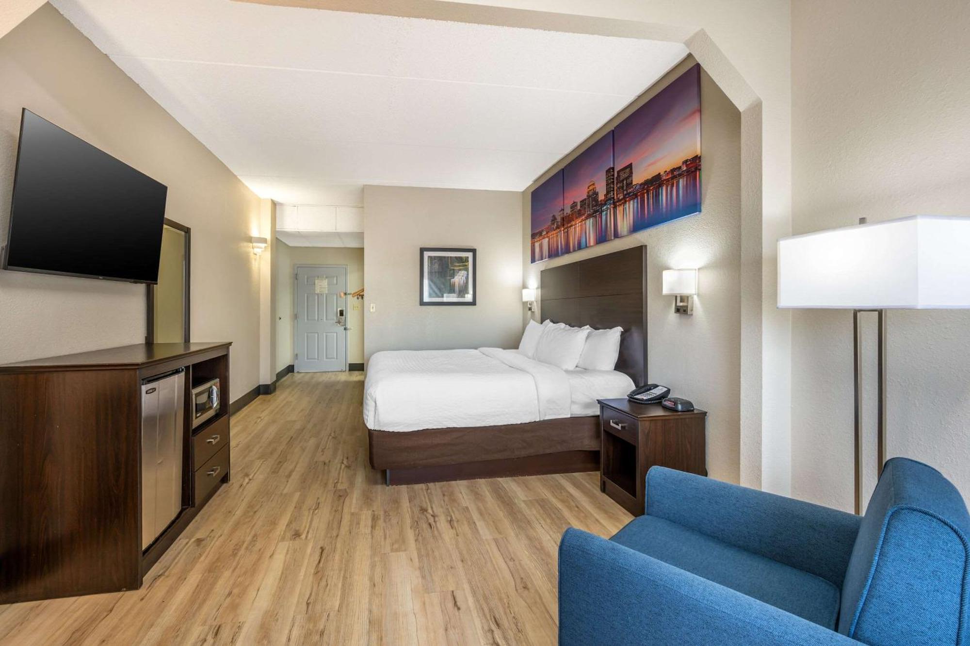 Clarion Pointe Louisville East Bagian luar foto