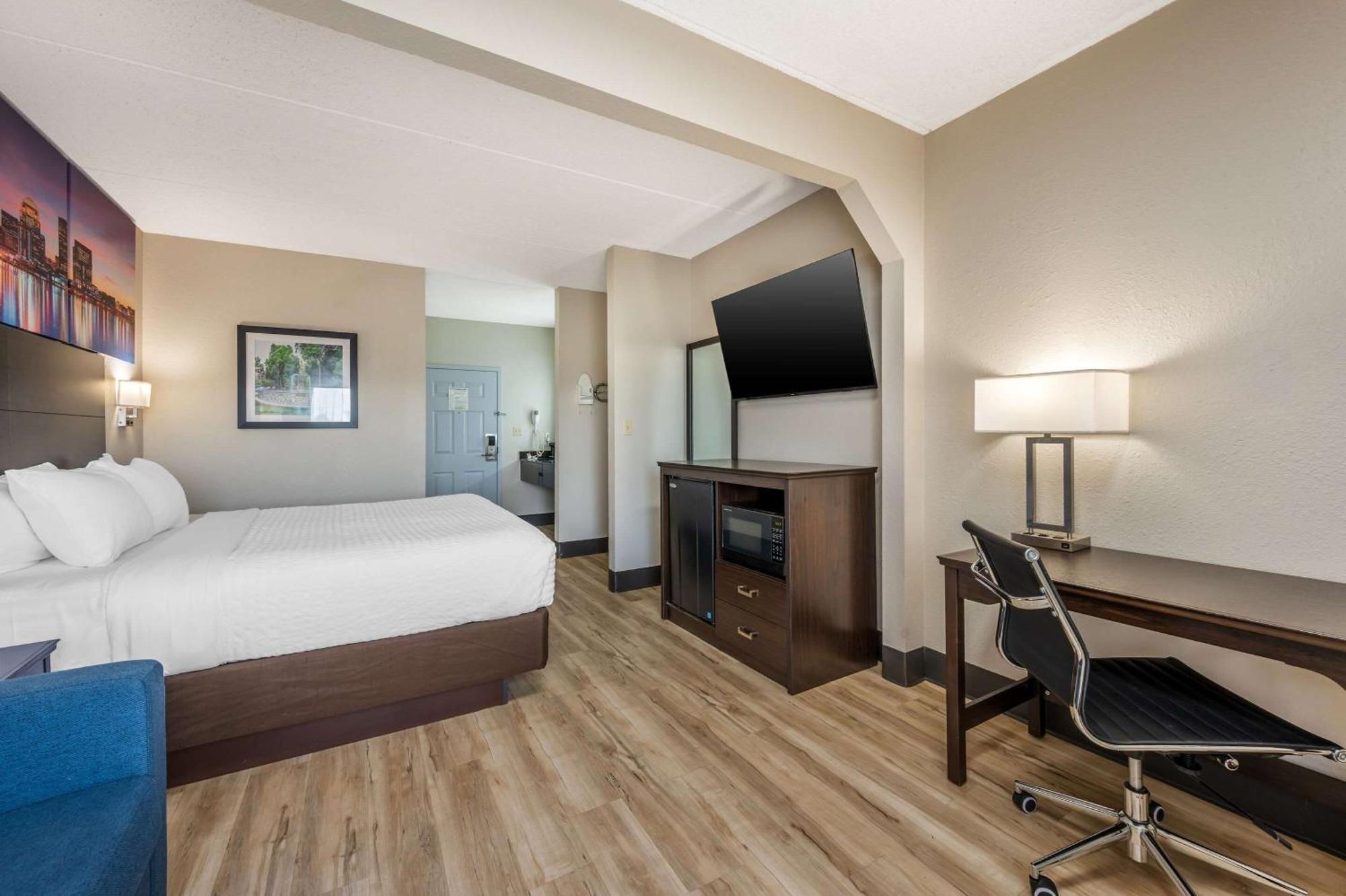 Clarion Pointe Louisville East Bagian luar foto